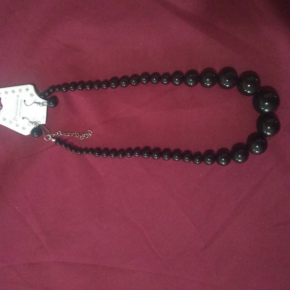 18 inch black beaded necklace with earring set